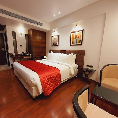 Hotel Mbc Citadel Nashik Eksteriør billede