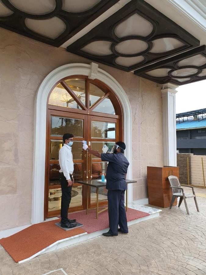 Hotel Mbc Citadel Nashik Eksteriør billede
