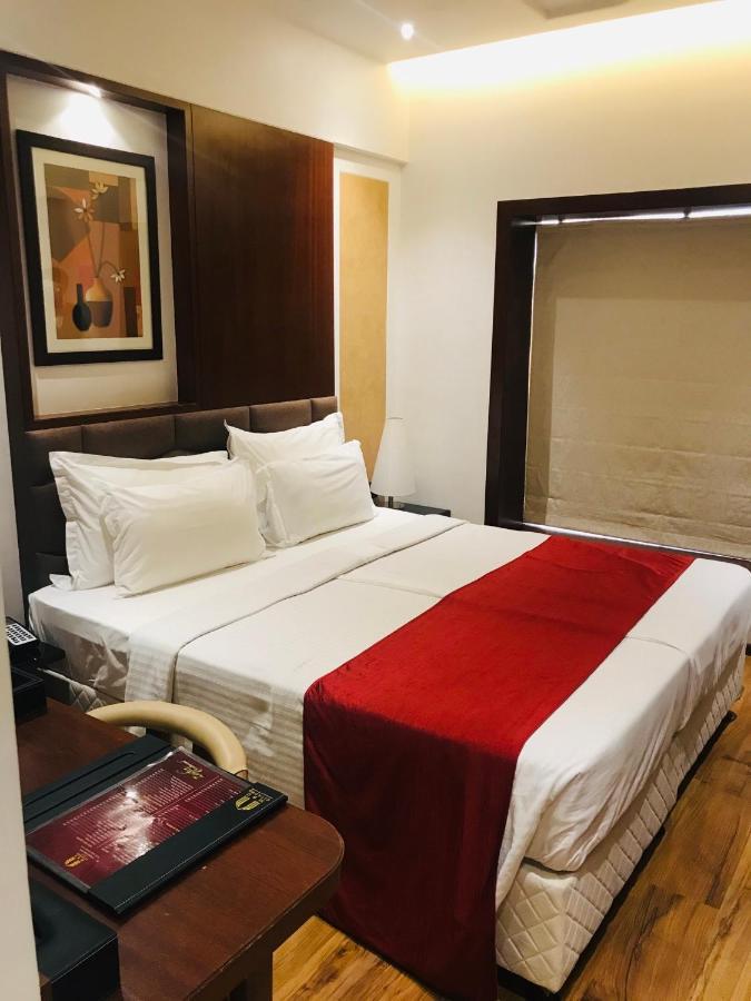 Hotel Mbc Citadel Nashik Eksteriør billede