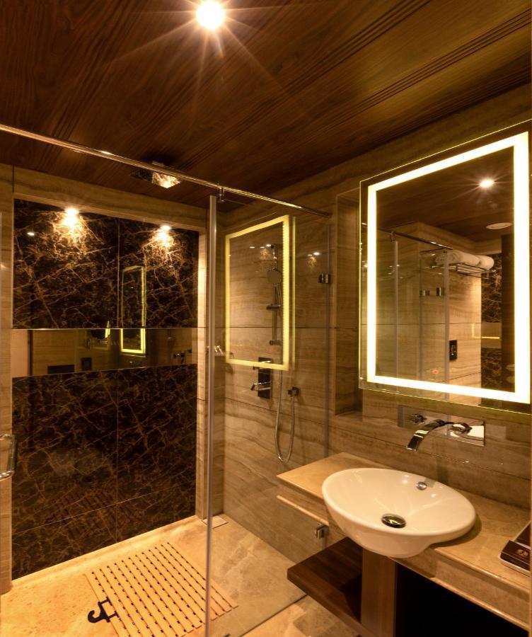 Hotel Mbc Citadel Nashik Eksteriør billede
