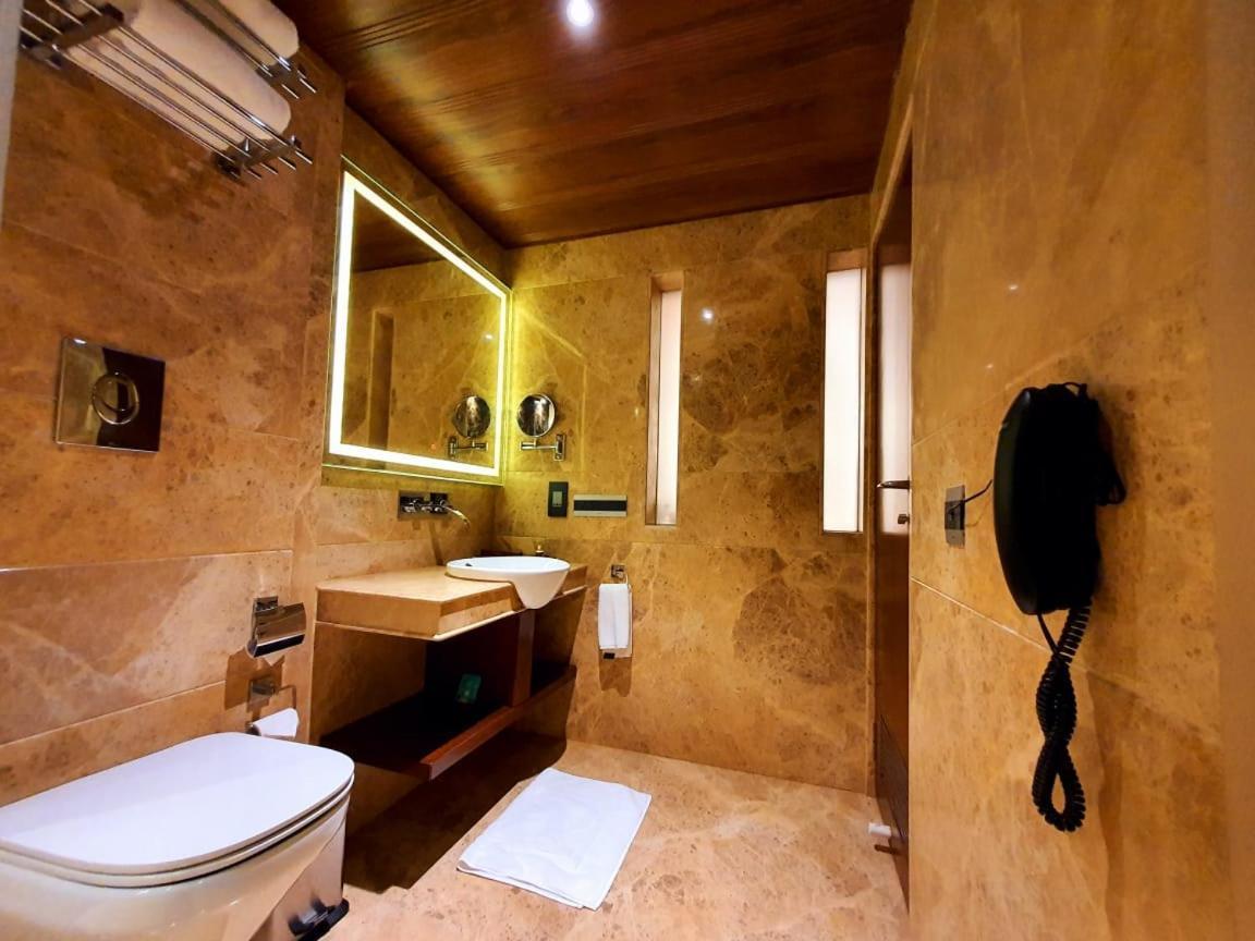 Hotel Mbc Citadel Nashik Eksteriør billede